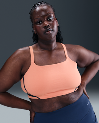 Женские  Nike One Convertible Light-Support Lightly Lined Sports Bra (Plus Size)