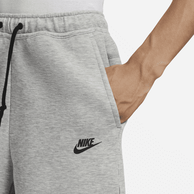 กางเกงขาสั้นผู้ชาย Nike Sportswear Tech Fleece