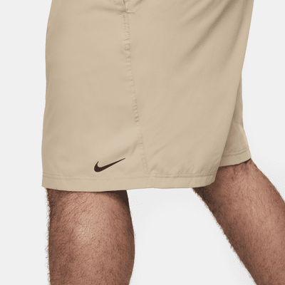 Shorts versátiles Dri-FIT de 23 cm sin forro para hombre Nike Form