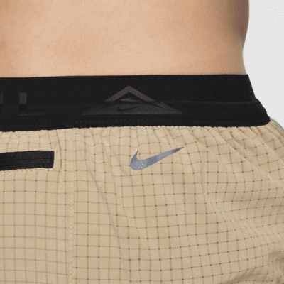 Shorts de running con forro de ropa interior Dri-FIT de 18 cm para hombre Nike Trail Second Sunrise