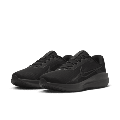 Tenis de correr en carretera para hombre (extraancho) Nike Downshifter 13