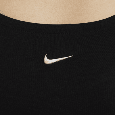 เสื้อแขนสั้นคอสี่เหลี่ยมผู้หญิง Nike Sportswear Chill Knit