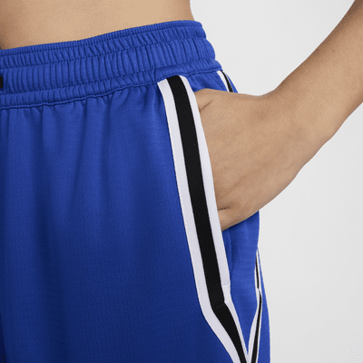 Shorts de básquetbol Dri-FIT de 13 cm para mujer Nike Crossover