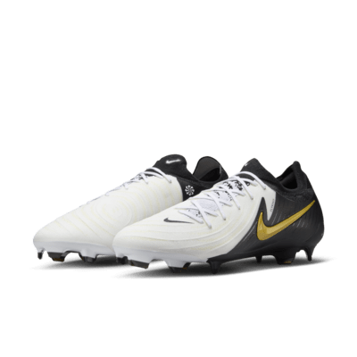 Tacos de fútbol FG de corte low Nike Phantom GX 2 Pro