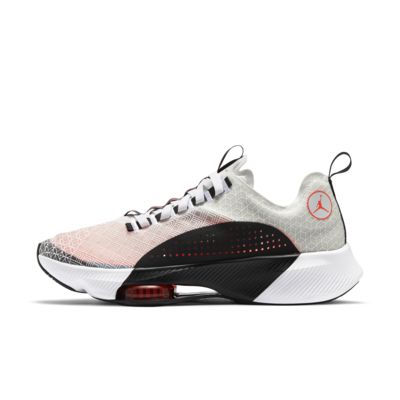 Jordan Air Zoom Renegade Running Shoe. Nike PH