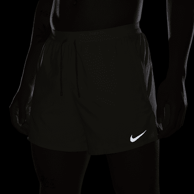 Shorts de correr Dri-FIT de 13 cm con forro de ropa interior para hombre Nike Stride