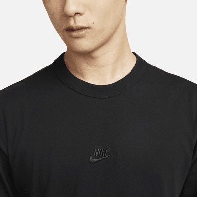 Nike Sportswear Premium Essentials Men's Long-Sleeve T-Shirt. Nike SG