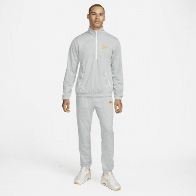Tuta in maglia di poliestere Nike Sportswear Sport Essential - Uomo. Nike IT