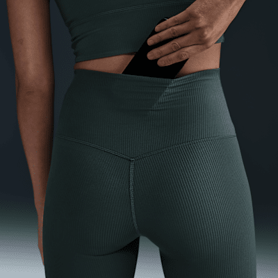 Leggings de tiro alto de 7/8 con sujeción suave para mujer Nike Zenvy Rib