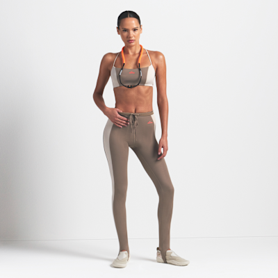 NikeSKIMS Shine Women's High-Waisted 26" Stirrup Leggings with Drawcord