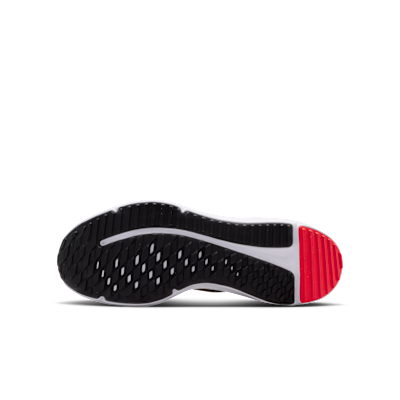 Nike Cosmic Runner Big Kids' Road Running Shoes