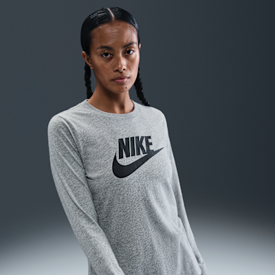 Nike Sportswear Club Essentials Women's Long-Sleeve Logo T-Shirt