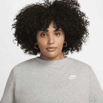 Nike Sportswear Club Fleece Women's Crew-Neck Sweatshirt (Plus Size)