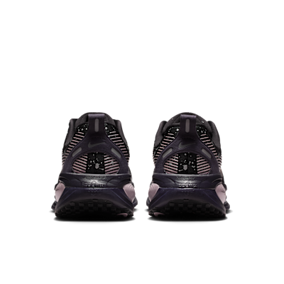 Nike Vomero 18 SE Women's Road Running Shoes