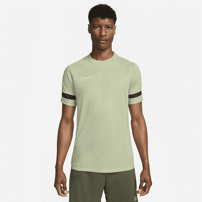 green nike t shirt