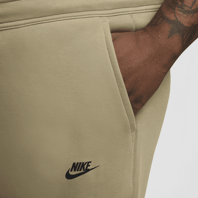 Joggingbyxor Nike Sportswear Tech Fleece för män