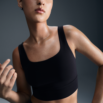 Nike Zenvy Gepolsterter Longline-Sport-BH mit mittlerem Halt