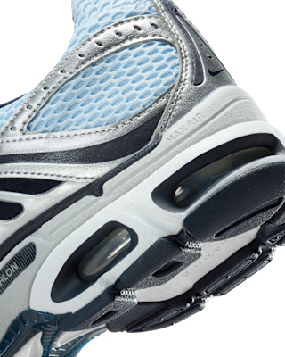 Nike Air Max Moto 2K