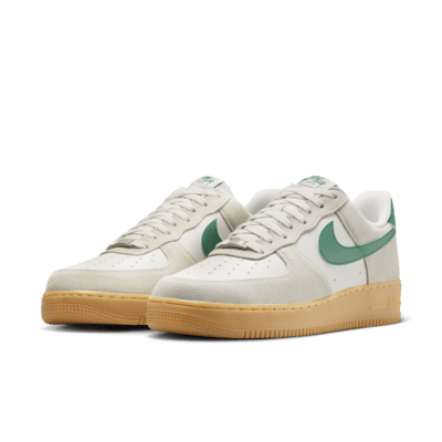 Chaussure Nike Air Force 1 '07 LV8 pour homme