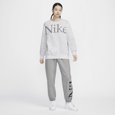 Nike Sportswear Phoenix Fleece Women's Oversized Crew-Neck Logo Sweatshirt