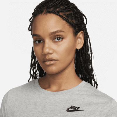 Nike Sportswear Club Essentials T-shirt voor dames