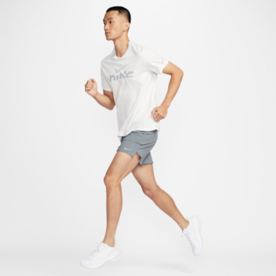 Nike Stride Men's Dri-FIT 18cm (approx.) Briefs-Lined Running Shorts