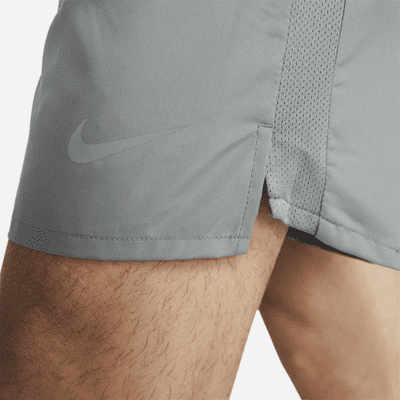 Nike Dri-FIT Challenger Men's 18cm (approx.) Brief-Lined Versatile Shorts