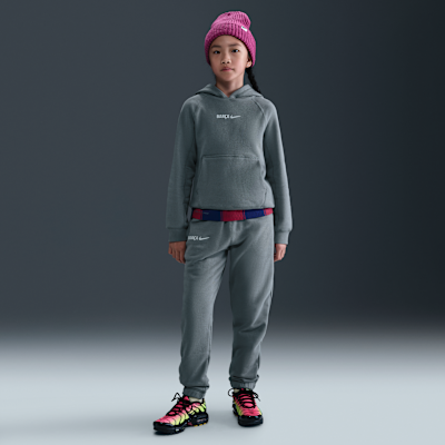 FC Barcelona Air Older Kids' Nike Football Pullover Hoodie