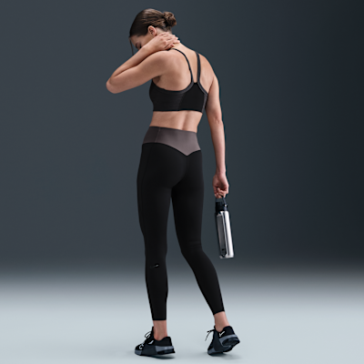 Nike Universa Women's Medium-Support High-Waisted 7/8 Leggings with Pockets