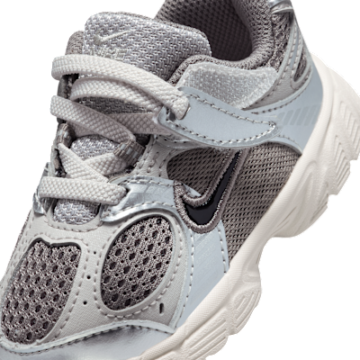 Tenis para bebé e infantil Nike V5 RNR