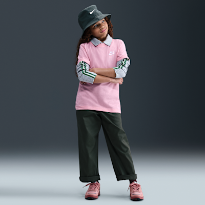 Playera para niños talla grande Nike Sportswear