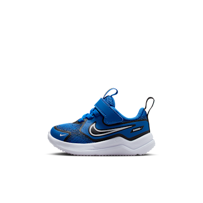 Nike Cosmic Runner