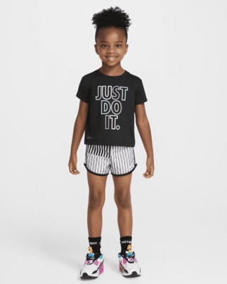 Детская футболка Nike Dri-FIT Femme Pop Toddler and Tempo Shorts Set