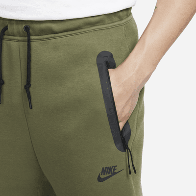 Pants de entrenamiento con dobladillo abierto para hombre Nike Sportswear Tech Fleece