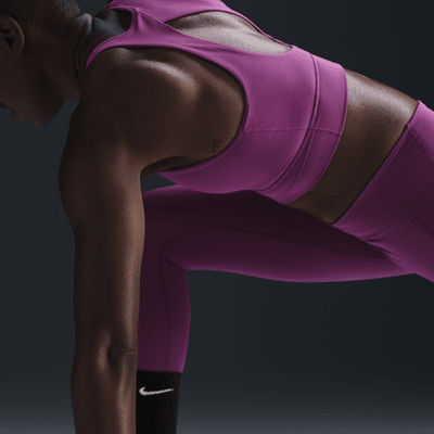 Nike One Twist enyhe tartást adó, enyhén bélelt, magas nyakú női sportmelltartó