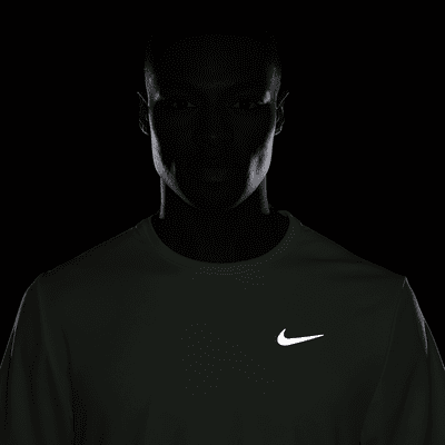 Kortärmad löpartröja Nike Miler Dri-FIT UV för män