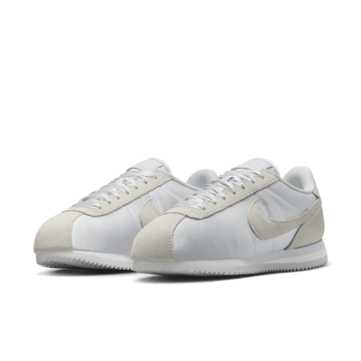 รองเท้าผู้หญิง Nike Cortez Textile