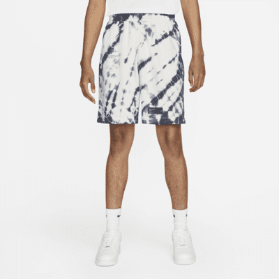 Graphic Shorts. Nike 