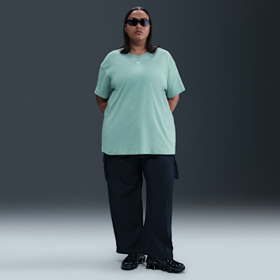 Playera para mujer (talla grande) Nike Sportswear Essential