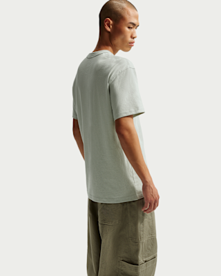 Nike Sportswear Premium Essentials