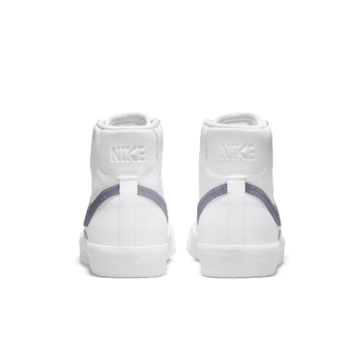 nike blazer mid 77 ess