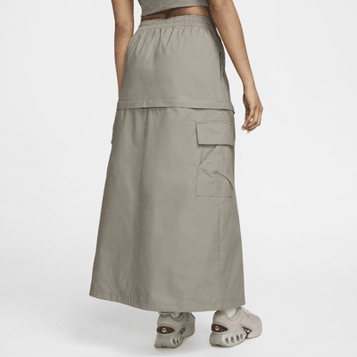 Nike Sportswear Essential Women's Mid-Rise Woven Cargo Midi Skirt