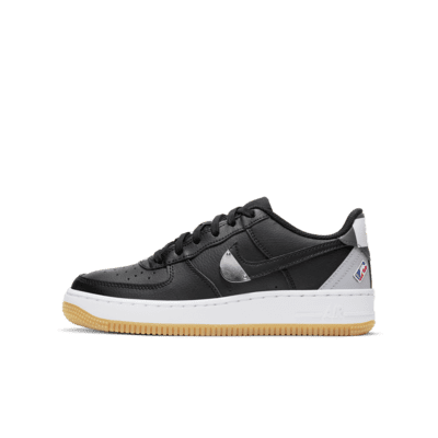 Nike Air Force 1 LV8 1