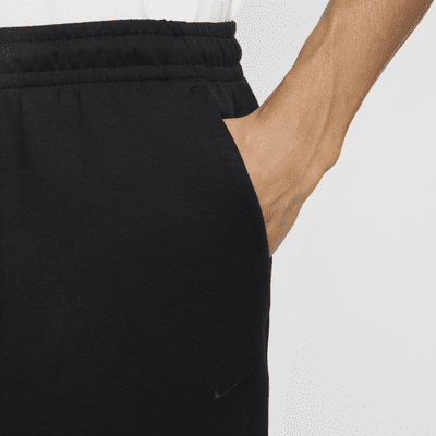 Pants Dri-FIT entallados versátiles con protección UV para hombre Nike Primary