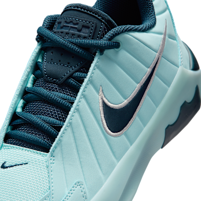 LeBron Witness 9 Big Kids' Basketball Shoes