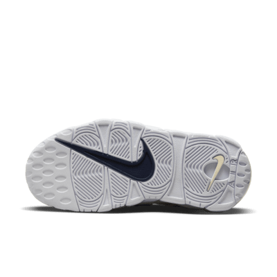 Nike Air More Uptempo Women's Shoes. Nike DK