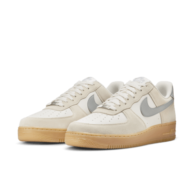 Chaussure Nike Air Force 1 '07 LV8 pour homme