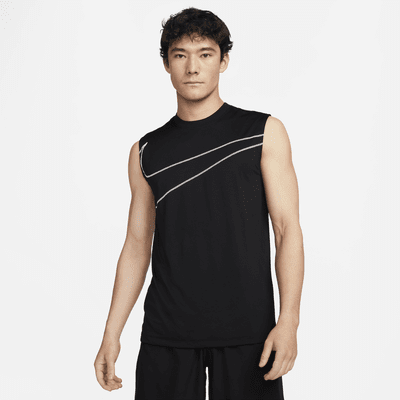 Nike Dri-FIT Men's Fitness T-Shirt. Nike VN