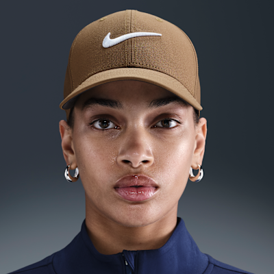 Nike Dri-FIT Club Structured Swoosh Cap