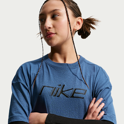 Nike Sportswear Older Kids' (Girls') Oversized T-Shirt